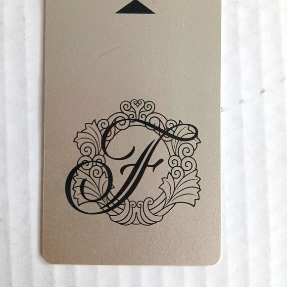 Fairmont Hotels Luxury Travel Resort Key Card Room Key Memorabilia View Logo - Picture 3 of 3